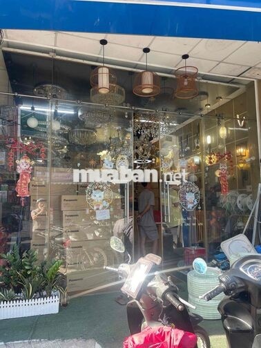 Tuyển kế toán bán hàng