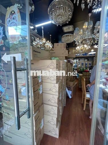 Tuyển kế toán bán hàng