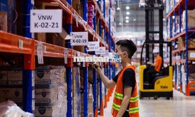 LƯƠNG NGÀY - ĐÓNG GÓI SỮA TÃ MỸ PHẨM