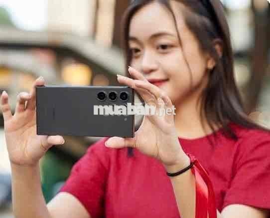 TUYỂN NHÂN VIÊN QUAY DỰNg video