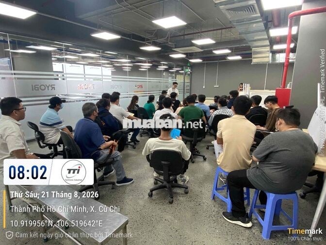 TUYỂN NHÂN VIÊN CHÍNH THỨC VÀ THỜI VỤ