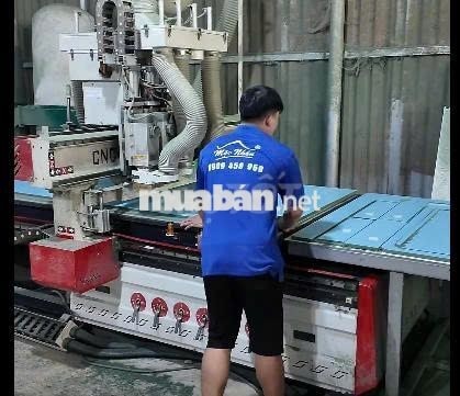 TUYỂN LĐPT LÀM TẠI XƯỞNG – HÓC MÔN