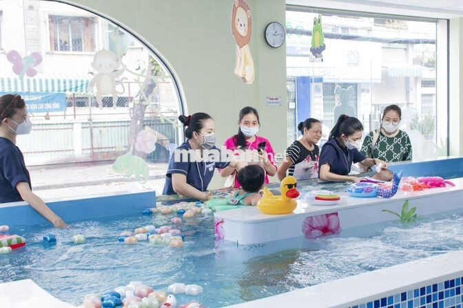 [BÌNH THẠNH] NV CHĂM SÓC BÉ BƠI THỦY LIỆU