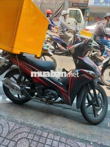 TUYỂN SHIPPER GIAO HÀNG XĂNG XE CÔNG TY
