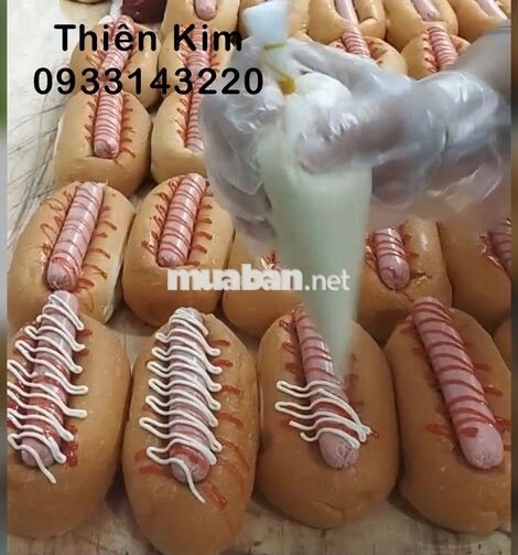 Cần người phụ chế biến bánh Q6 - Nhận việc ngay