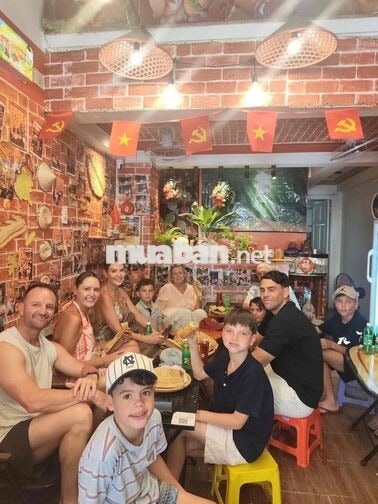 Tuyển NV bán bánh mì Hùng Vương, Nha Trang