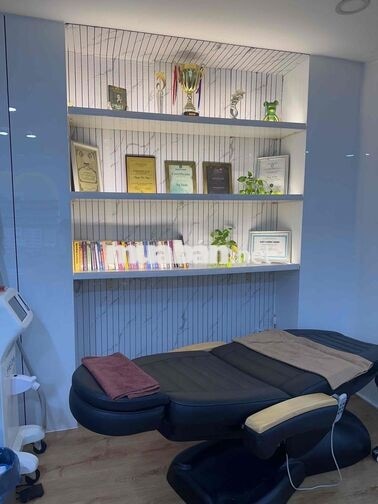 kĩ thuật viên nail gội quận 8