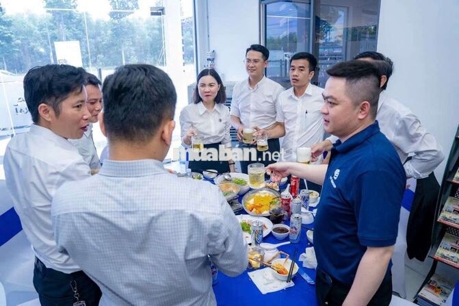 Nhân viên kinh doanh