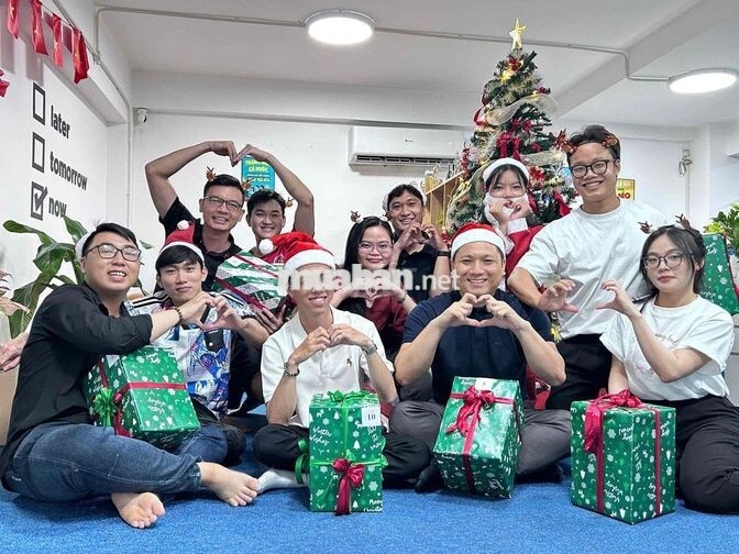 Tuyển nhân viên đóng gói sản phẩm