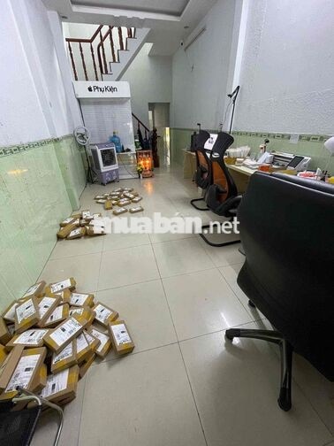 tìm 1 bạn nữ làm bán thời gian shop online