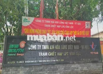 NHÂN VIÊN SẢN XUẤT NẠP GAS 