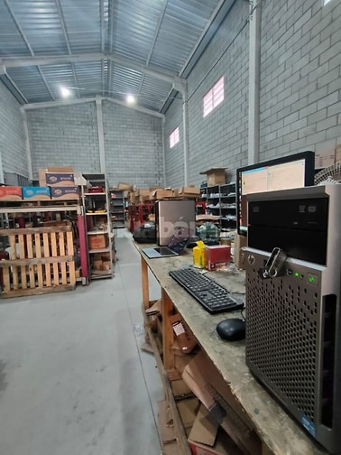 QUẬN 8 - CẦN THÊM 05 NV BÁN HÀNG VÀ PHỤ KHO