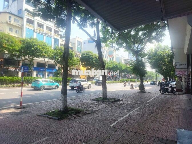cần tuyển nv fulltime hoặc part-time cho quán kem 