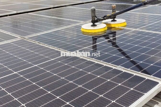Tuyển dụng việc làm vệ sinh năng lượng mặt trời