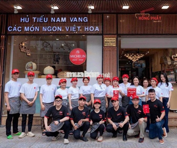 TUYỂN DỤNG NHÂN VIÊN PHỤC VỤ