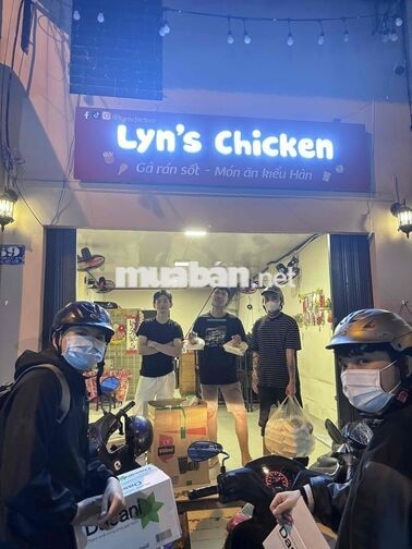 QUÁN GÀ RÁN NHỎ Q. TÂN BÌNH TUYỂN NV