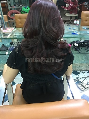 Cần thợ phụ bt gội đầu làm móng phụ hoá chất 