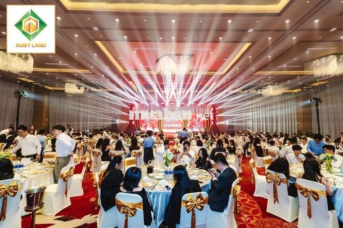 NHÂN VIÊN HÀNH CHÍNH NHÂN SỰ 