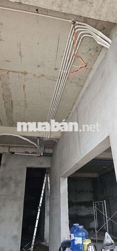 Tuyển thợ,phụ điện nước