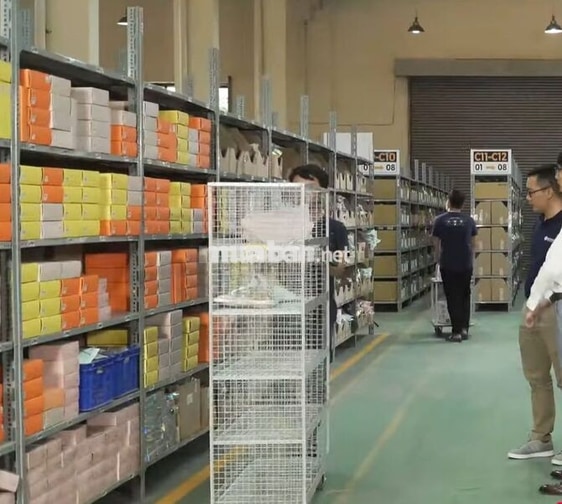 2 NỮ đóng gói đơn + 1 NAM soạn hàng phụ kho Q12✅