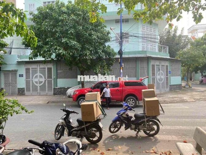 TUYỂN GIAO HÀNG XE MÁY