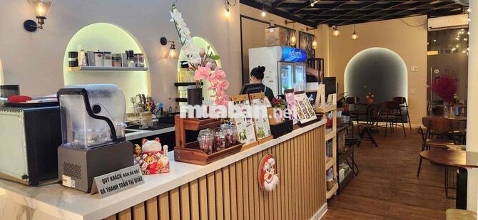☕ OHLALA COFFEE&JUICE  Q7