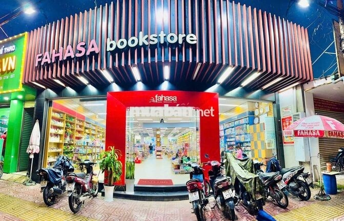 TUYỂN  DỤNG NHÂN VIÊN NHÀ SÁCH 