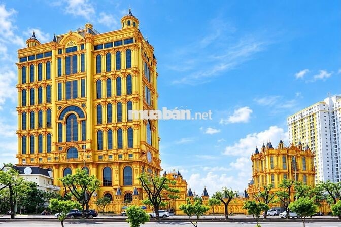 TUYỂN PHỤC VỤ LƯƠNG LIỀN  400K - 500K/ NGÀY