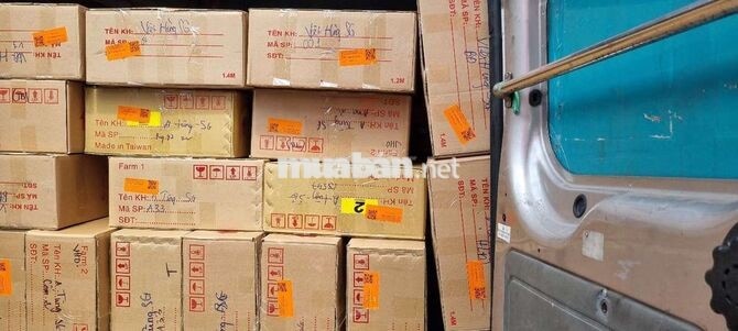 cần 1 tài xế lái xe van giao nhận 