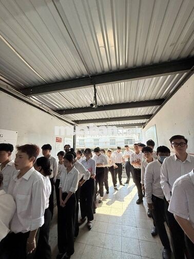 TUYỂN PHỤC VỤ LƯƠNG LIỀN  400K - 500K/ NGÀY