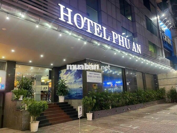 BUỒNG PHÒNG KHÁCH SẠN