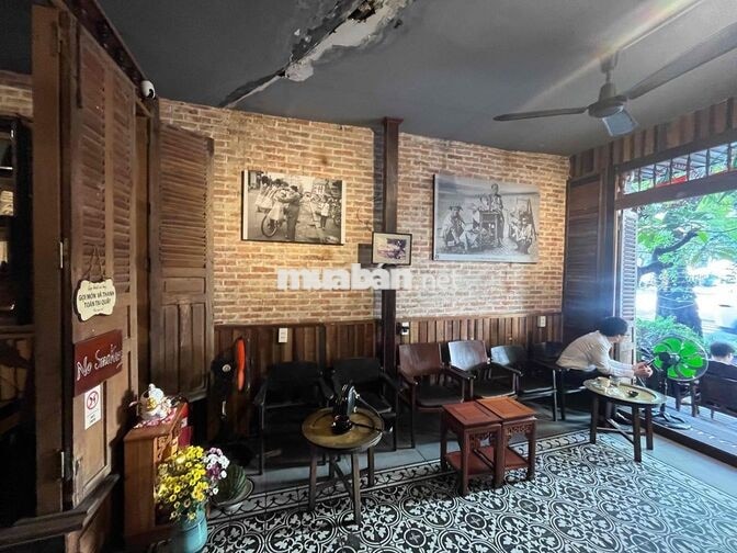 Tuyển NV Phục Vụ- Pha Chế  quận 3