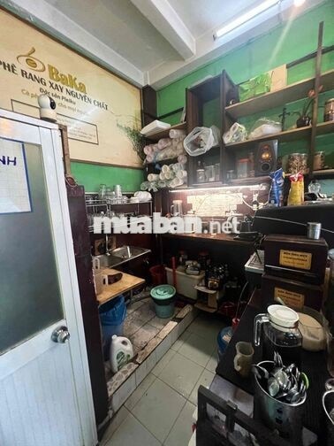 Nhân Viên Phục Vụ Cafe BaKa
