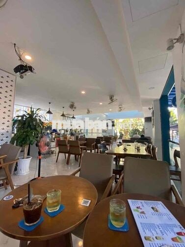 Kofi Kai Q7 tuyển pha chế , phục vụ