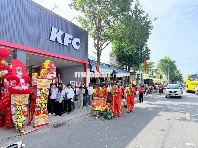 [KFC ĐÀ NẴNG] TÌM 30 PHỤC VỤ/BẾP
