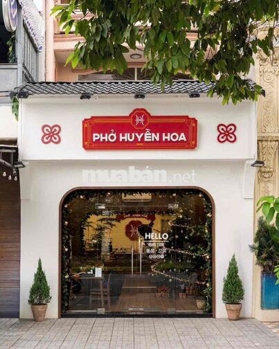 PHỞ HUYỀN HOA TUYỂN PHỤC VỤ/ PHA CHẾ