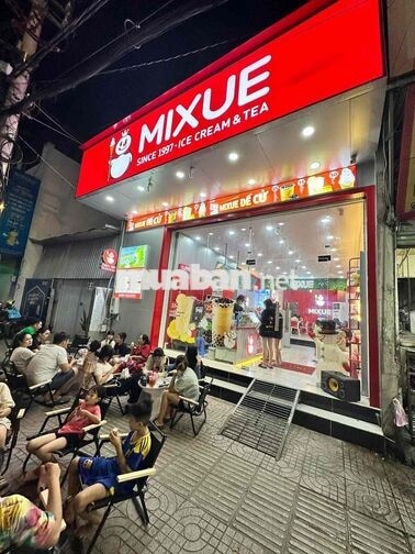 tuyển 10 nhân viên nam nữ parttime phục vụ bàn