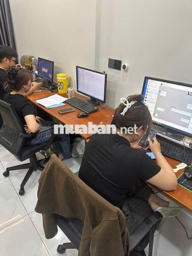 Điện Máy Lê Triều Tuyển NV Bán Hàng – Đi Làm Ngay