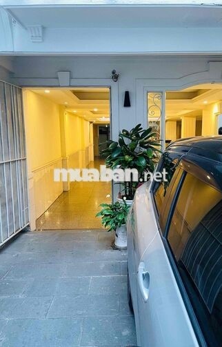 Tuyển nam lễ tân khách sạn tại Bình Thạnh