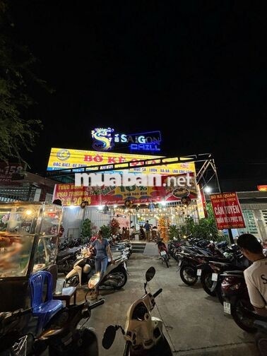 CẦN TUYỂN PHỤC VỤ BÀN QUÁN NHẬU