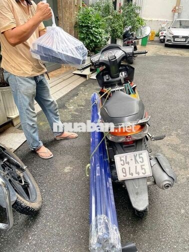 Tuyển nhân viên giao hàng nhôm dài 3M tại Quận 8