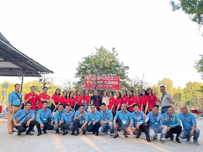 TRUNG TÂM ĐÀO TẠO VÀ SÁT HẠCH LÁI XE THÀNH CÔNG tuyển Giáo Viên