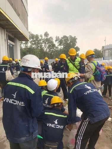 TUYỂN CÔNG NHÂN, CẢ NAM NỮ, BAO ĂN Ở KO YÊU CẦU KN