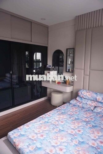Tuyển giúp việc bán thời gian