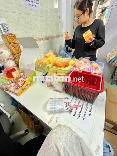 Shop đồ chơi SQUISHY tuyển dụng