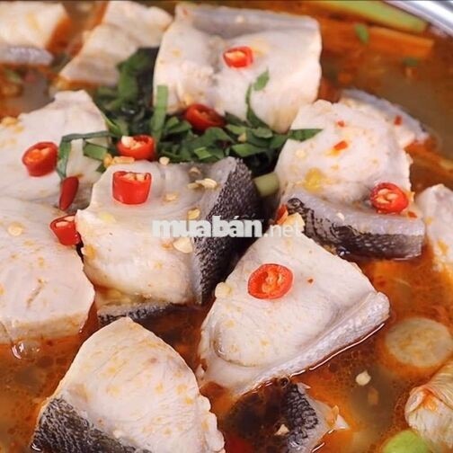 TUYỂN NHÂN VIÊN PHỤ QUÁN LẨU