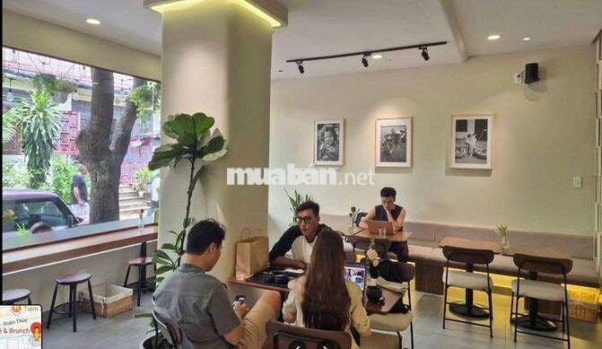 [THẢO ĐIỀN]  CỬA HÀNG TRƯỞNG LUNA CAFE & WINE BAR
