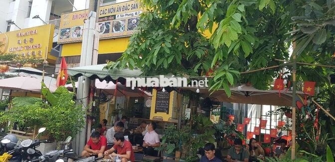"Nhà Phan" Tuyển nhân viên phục vụ Quận 7
