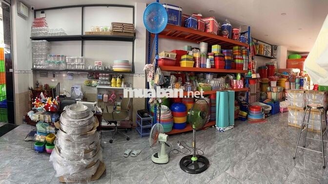 Tuyển nhân viên bán hàng xoay ca chợ Bình Điền