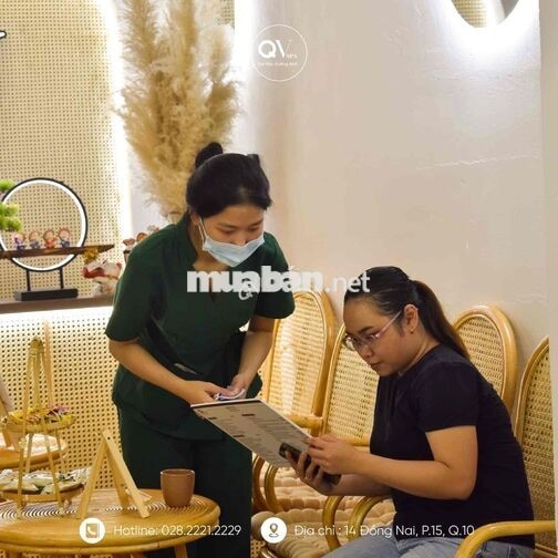 Tuyển thu ngân lễ tân Spa Quận 10